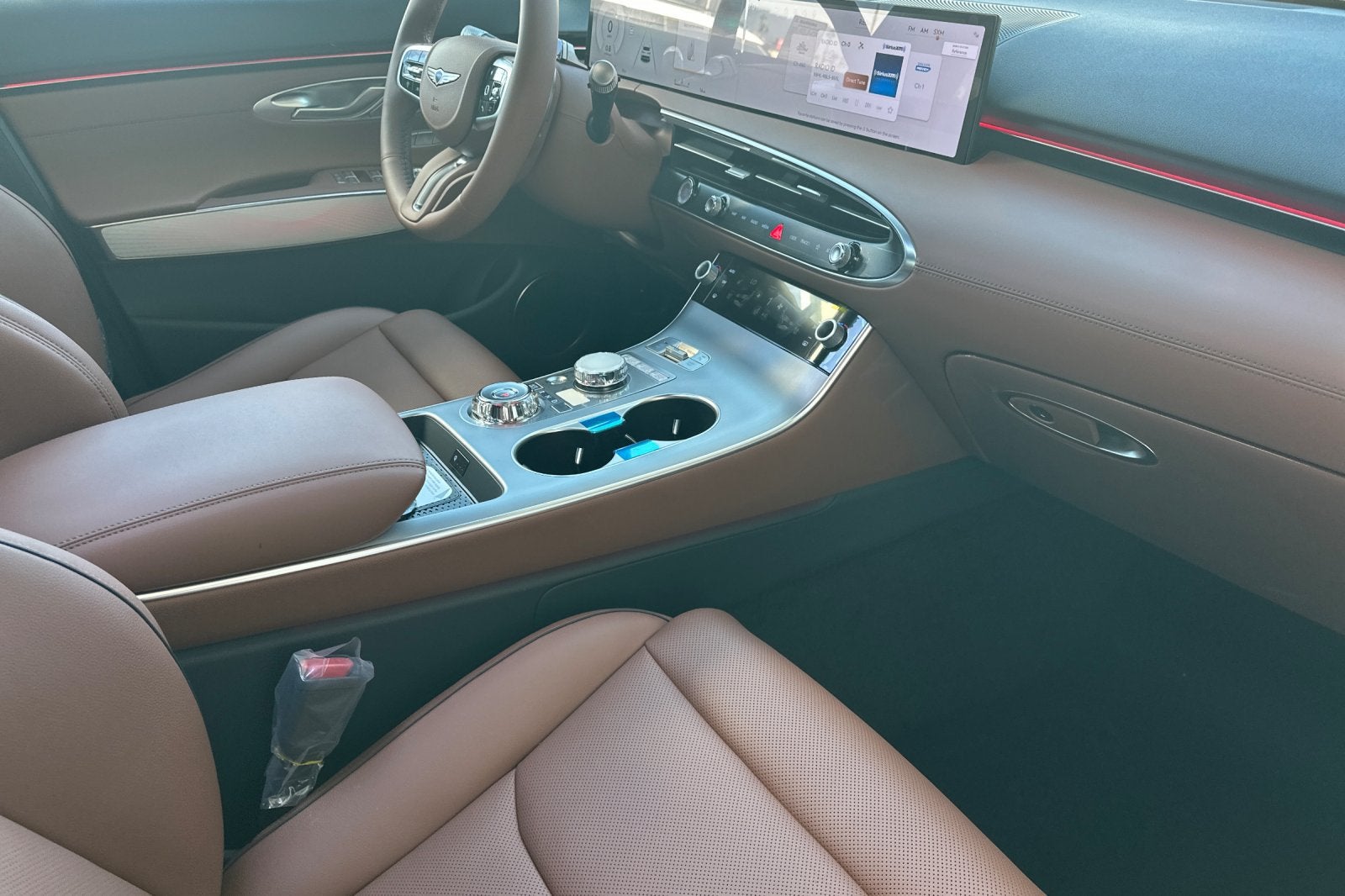 2027 Genesis GV70 2.5T ADVANCED