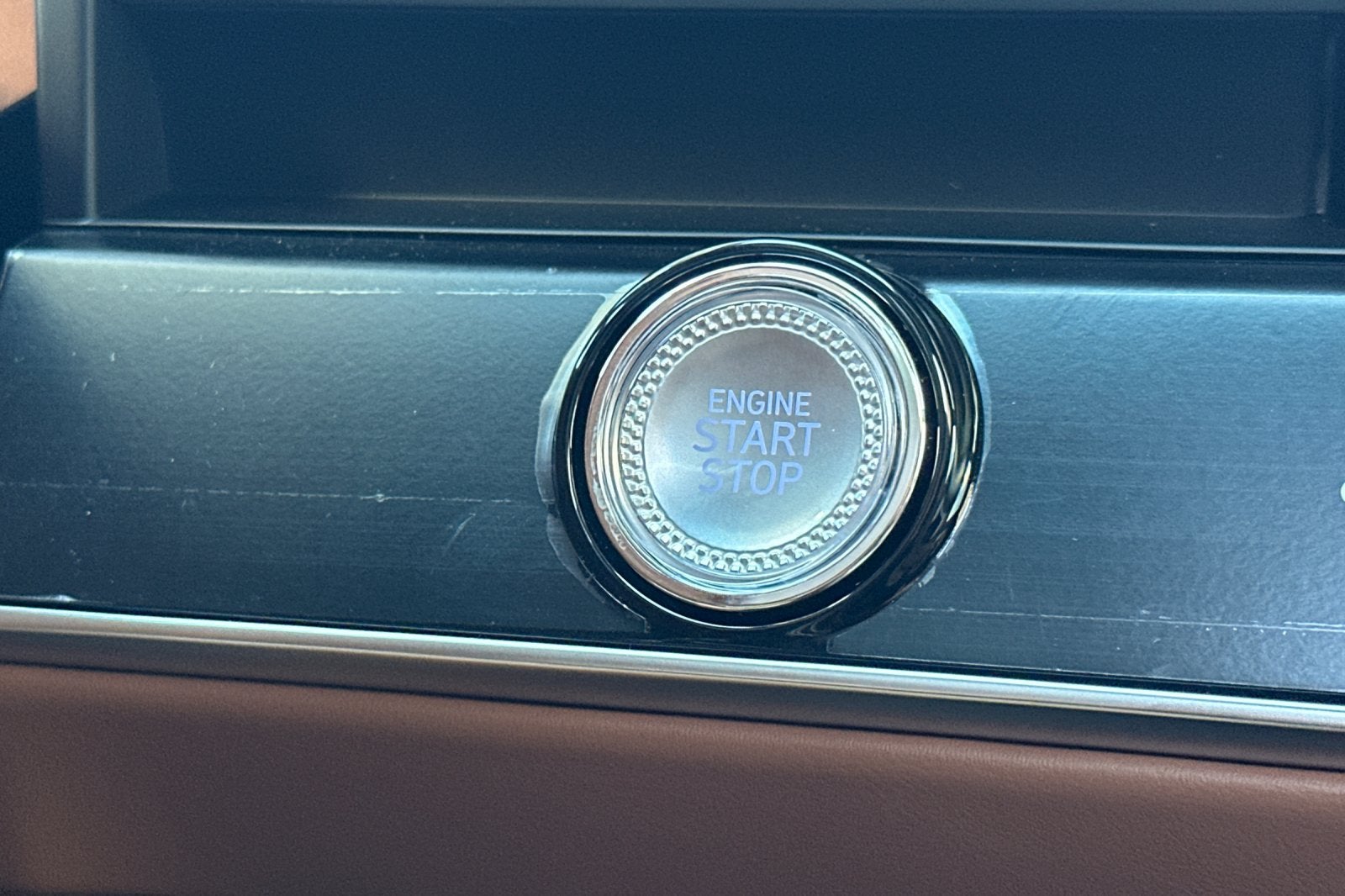 2027 Genesis GV70 2.5T ADVANCED