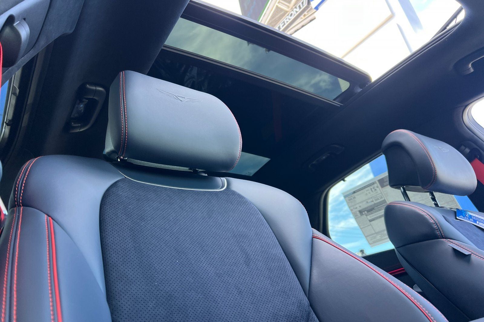 2027 Genesis GV70 3.5T PRESTIGE GRAPHITE